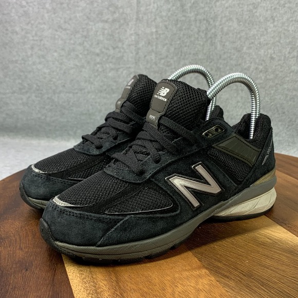 New Balance 990v5 Shoes Youth Size 3 Black Suede Mesh Running Sneakers PC990BK5 - Picture 1 of 12